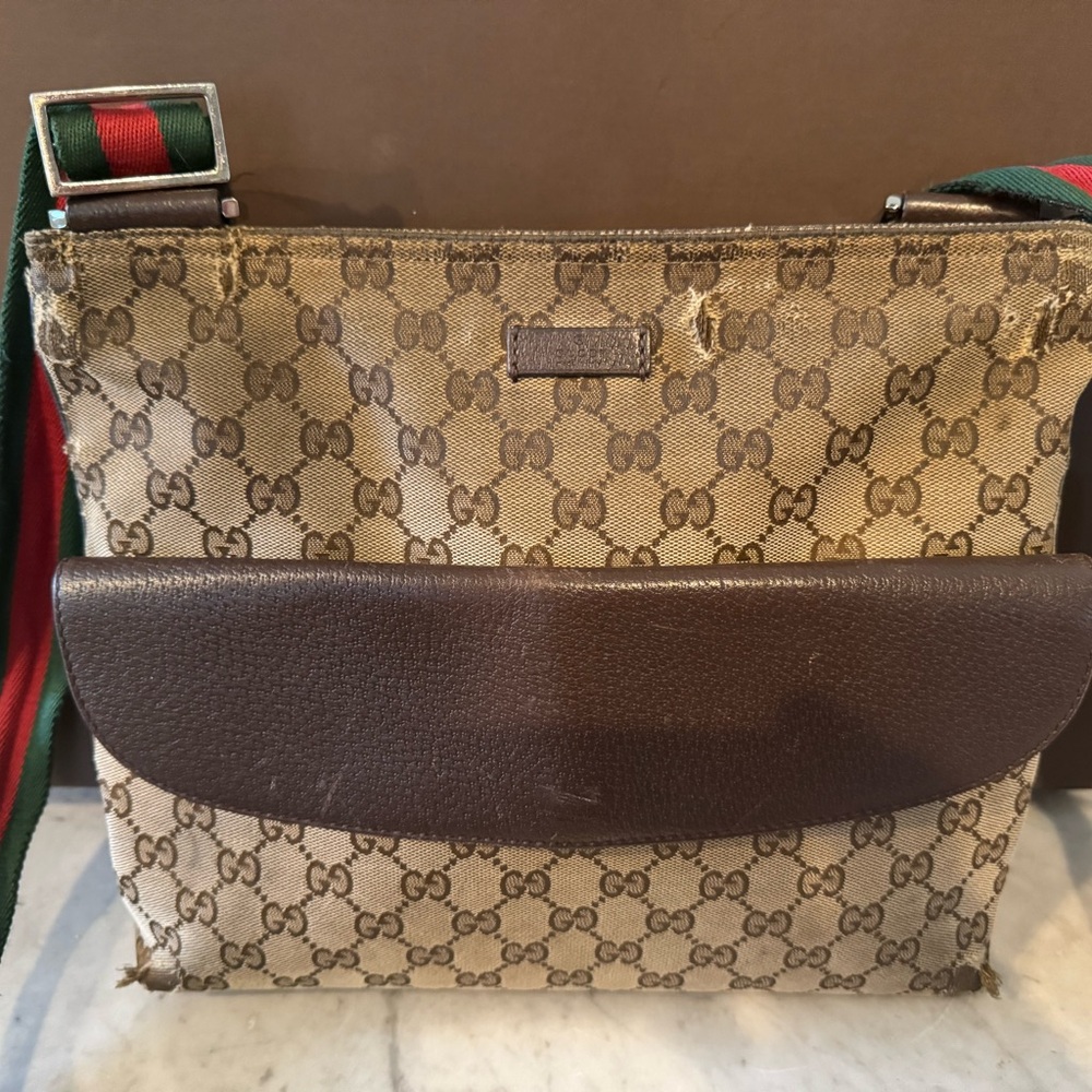 Gucci GG Monogram Messenger Bag *project* - Picture 3 of 7
